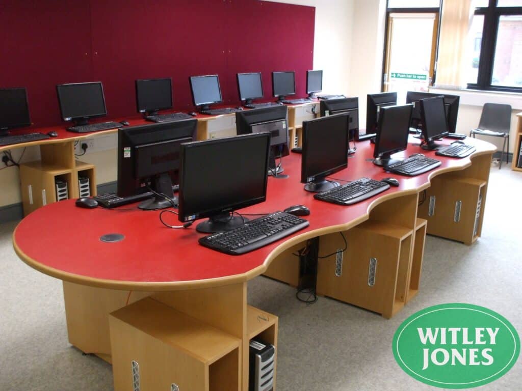 IT Classrooms: Create the ultimate learning environment through Intelligent Furniture