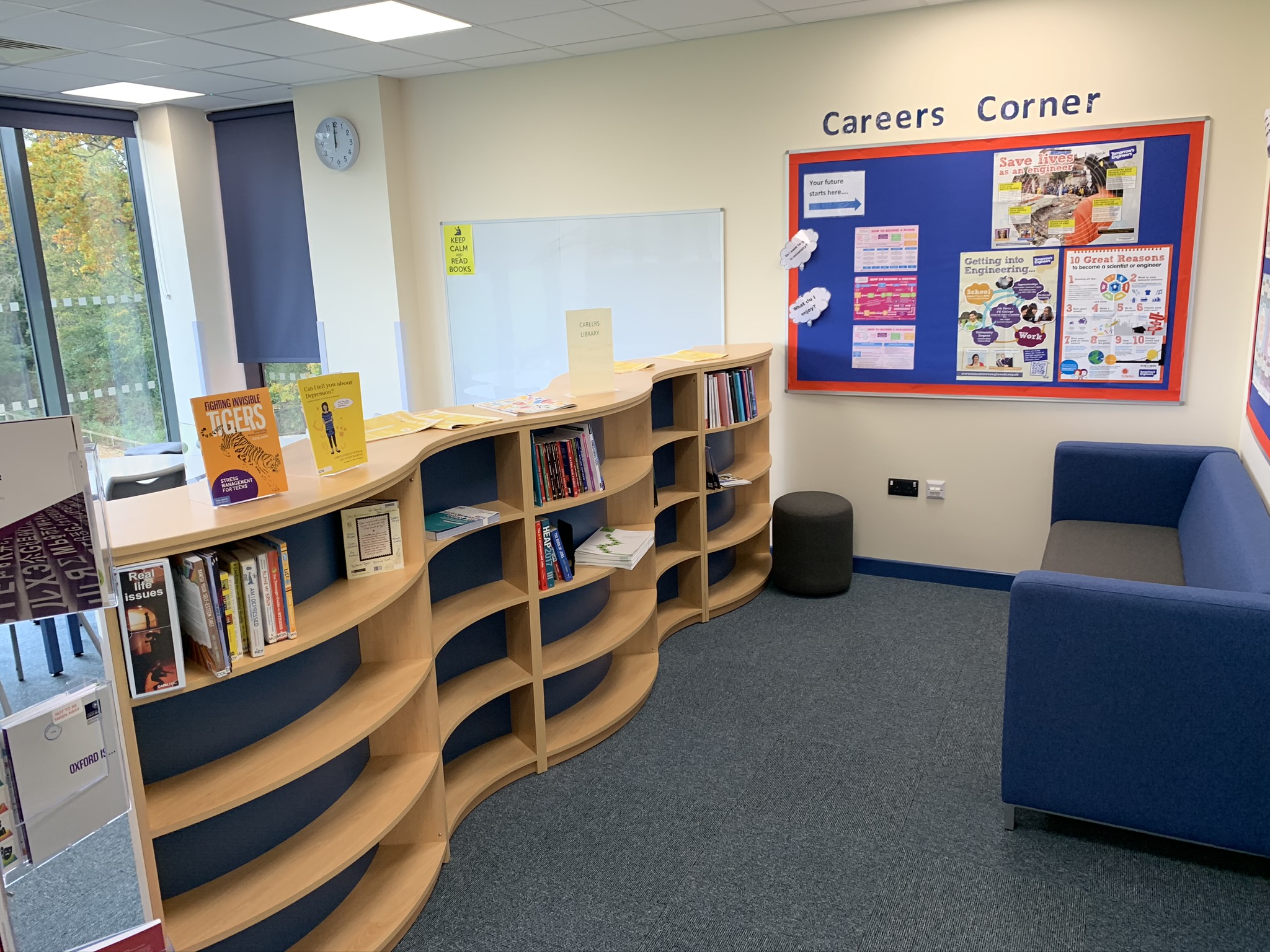 Holme Grange School Library