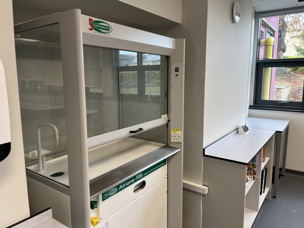 Bespoke school science laboratories