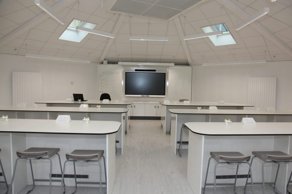 Pipers Corner Science Lab