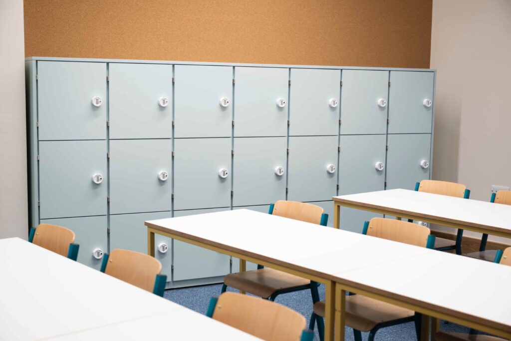 Westminster Classroom Stoage 150