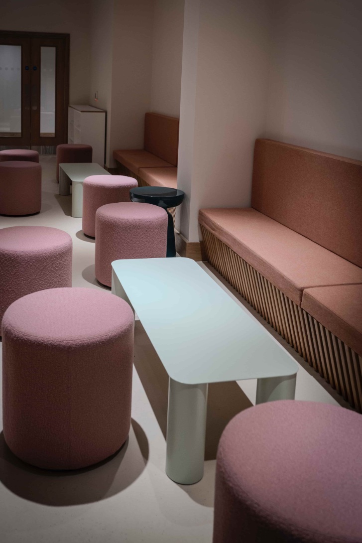 Westminster Communal Seating 156